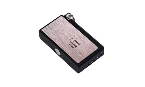 iFi GO blu - あなたの音楽にビッグなことをしてくれる超小型DAC＆ヘッドフォンアンプ / What's Hi-Fi?（2021年11月3日）
